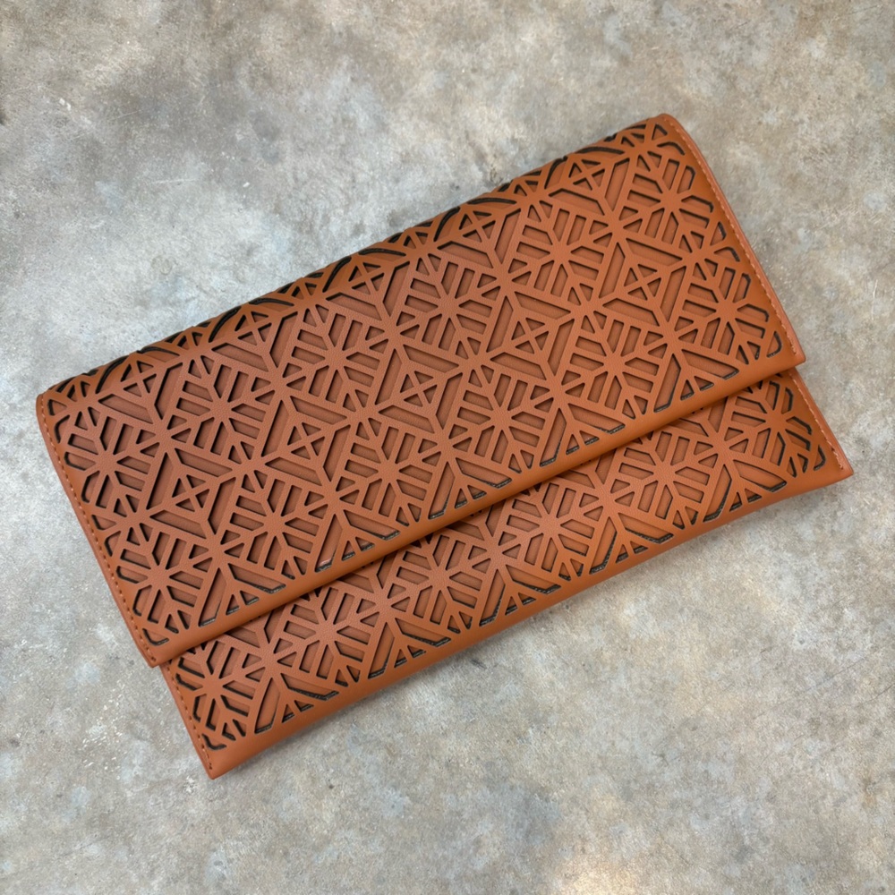 Francesca’s Clutch or Crossbody Bundle – White Beaded + Brown Cutout (Set of 2) - Picture 4 of 11
